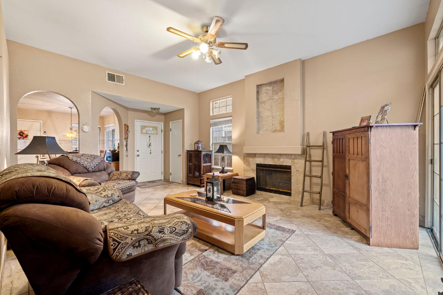 539 Harling Court