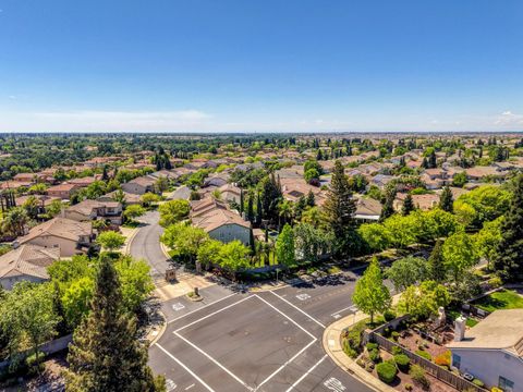 1722 Palomares Way Roseville CA 95747