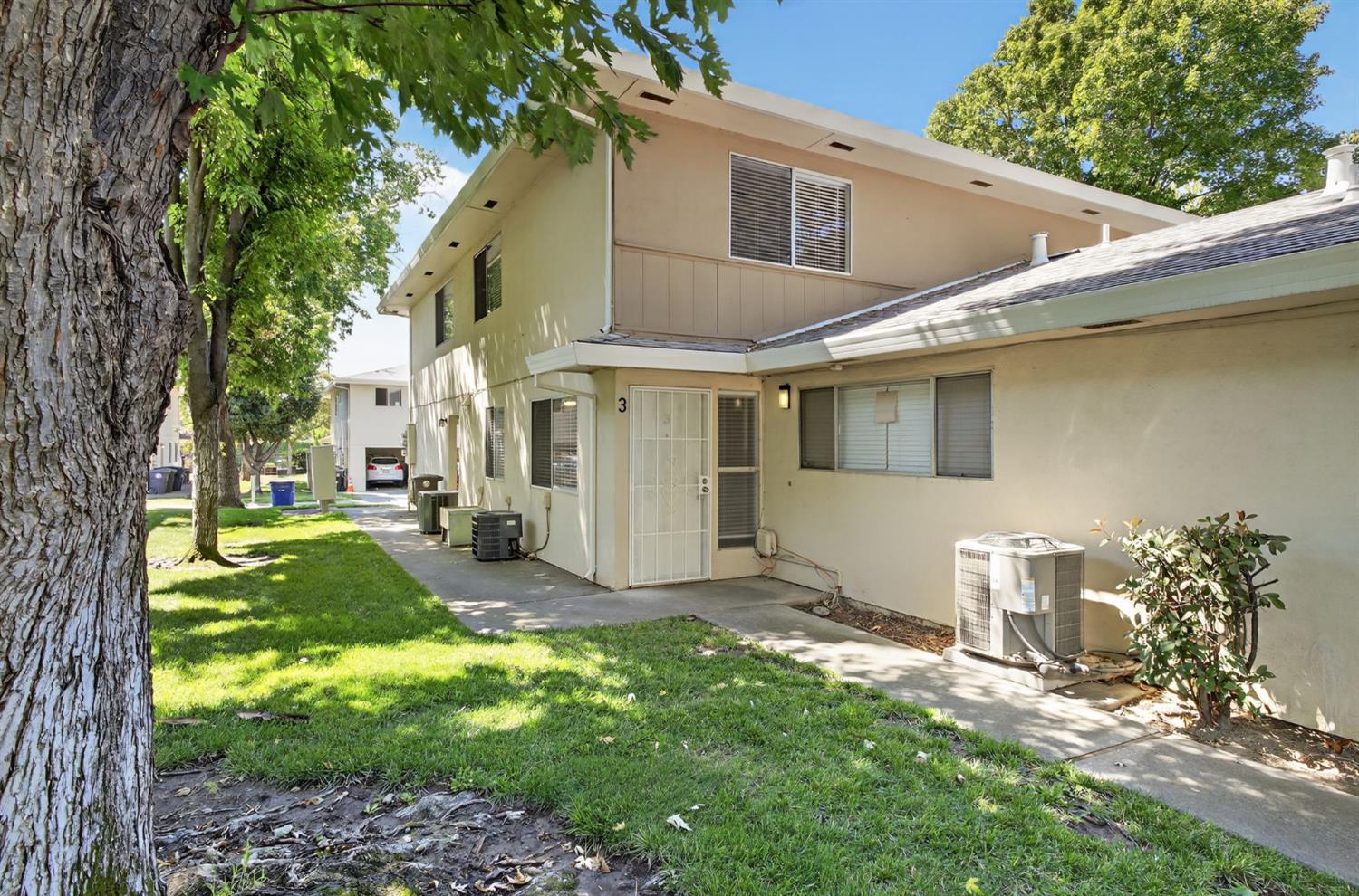 6524 Bremen Dr 3