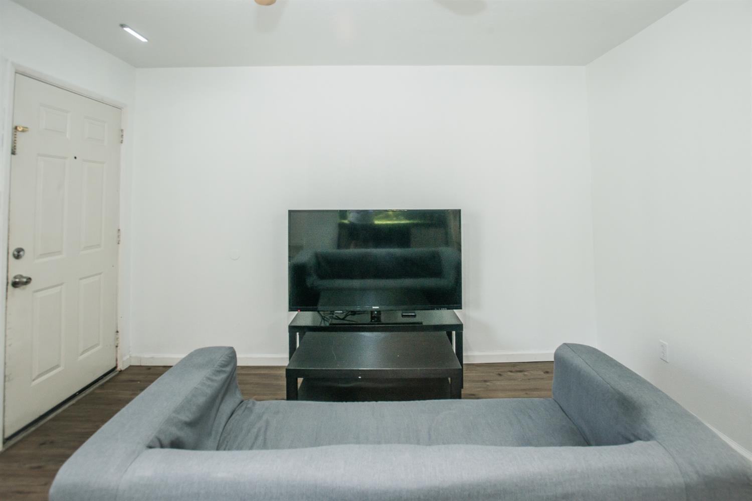 9141 Newhall Drive 60