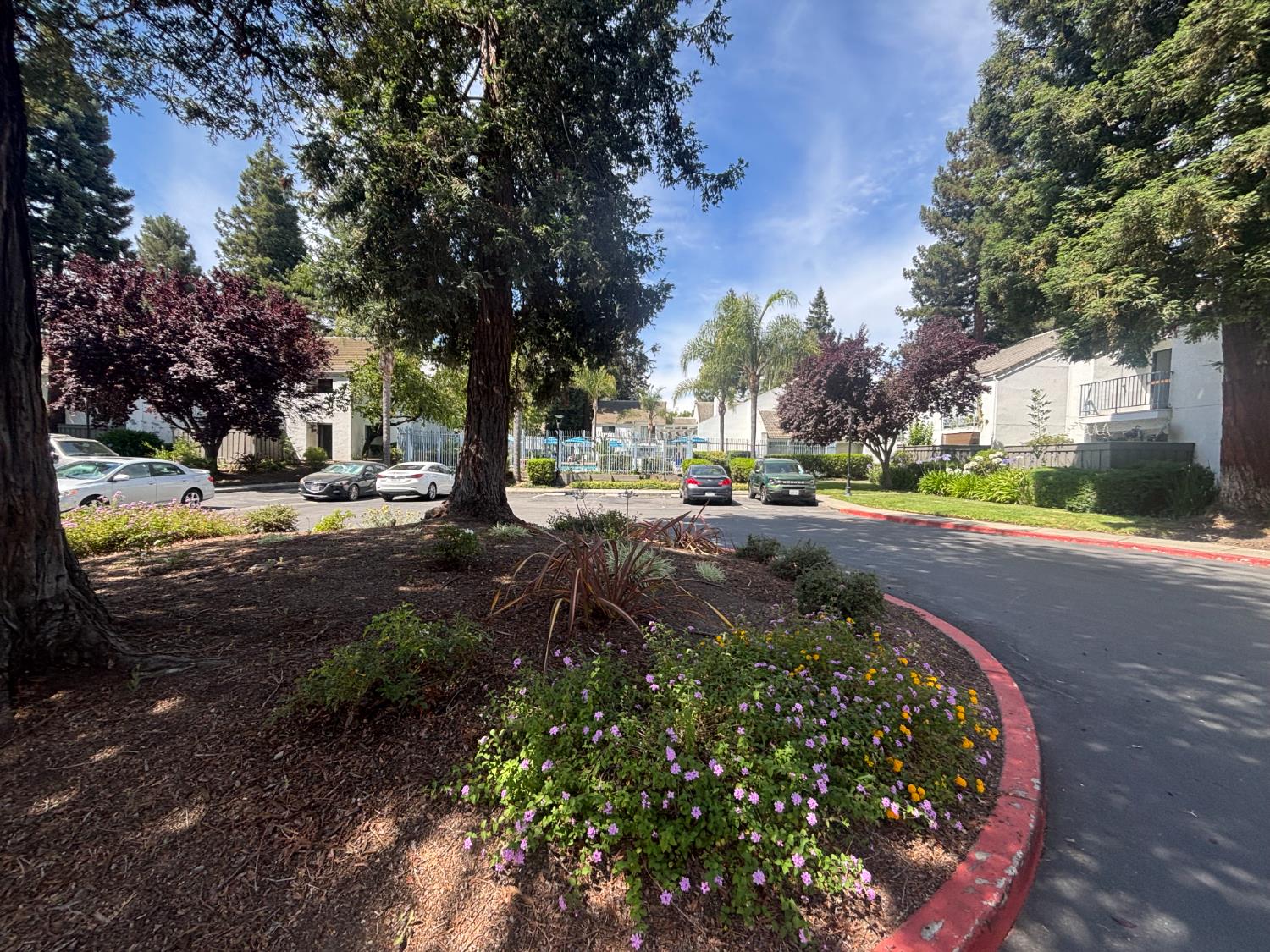 1055 N Capitol Avenue 180