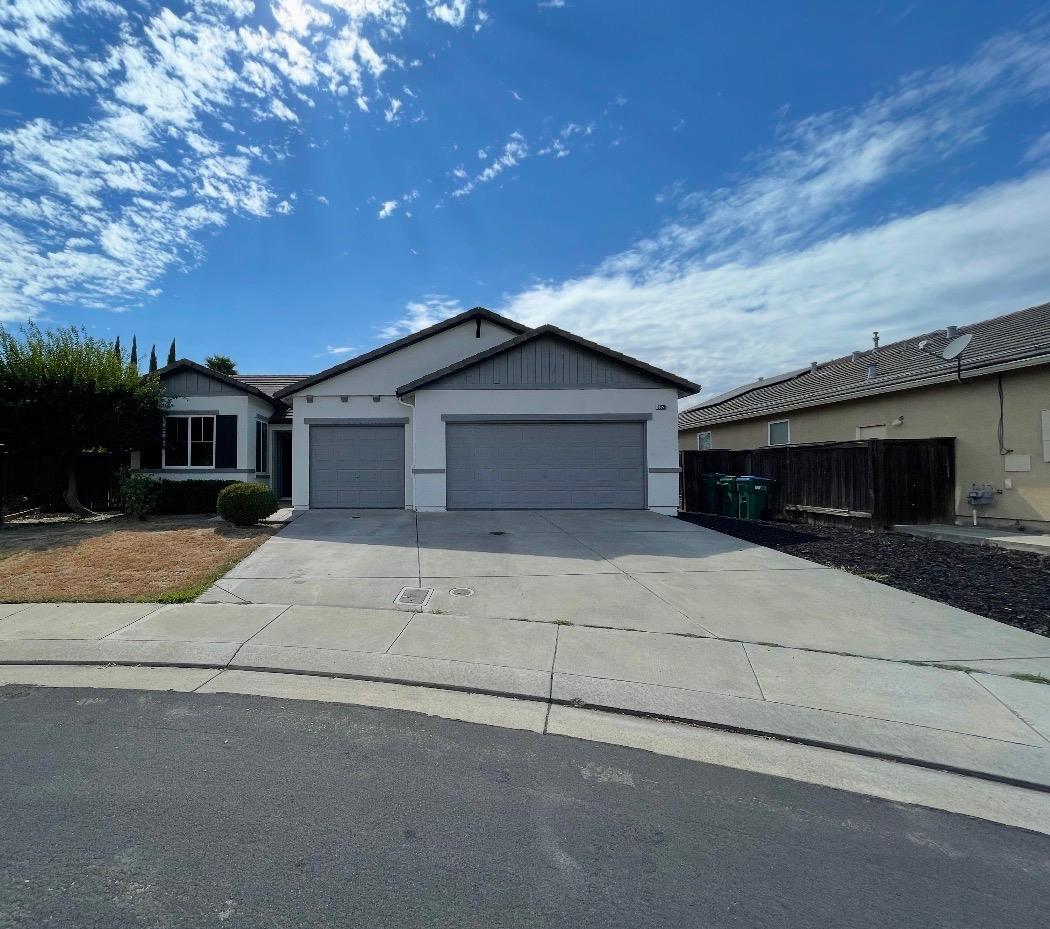 3925 Jessica Court