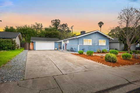 1202 Gerry Way, Roseville, CA 95661 - MLS#: 225043159