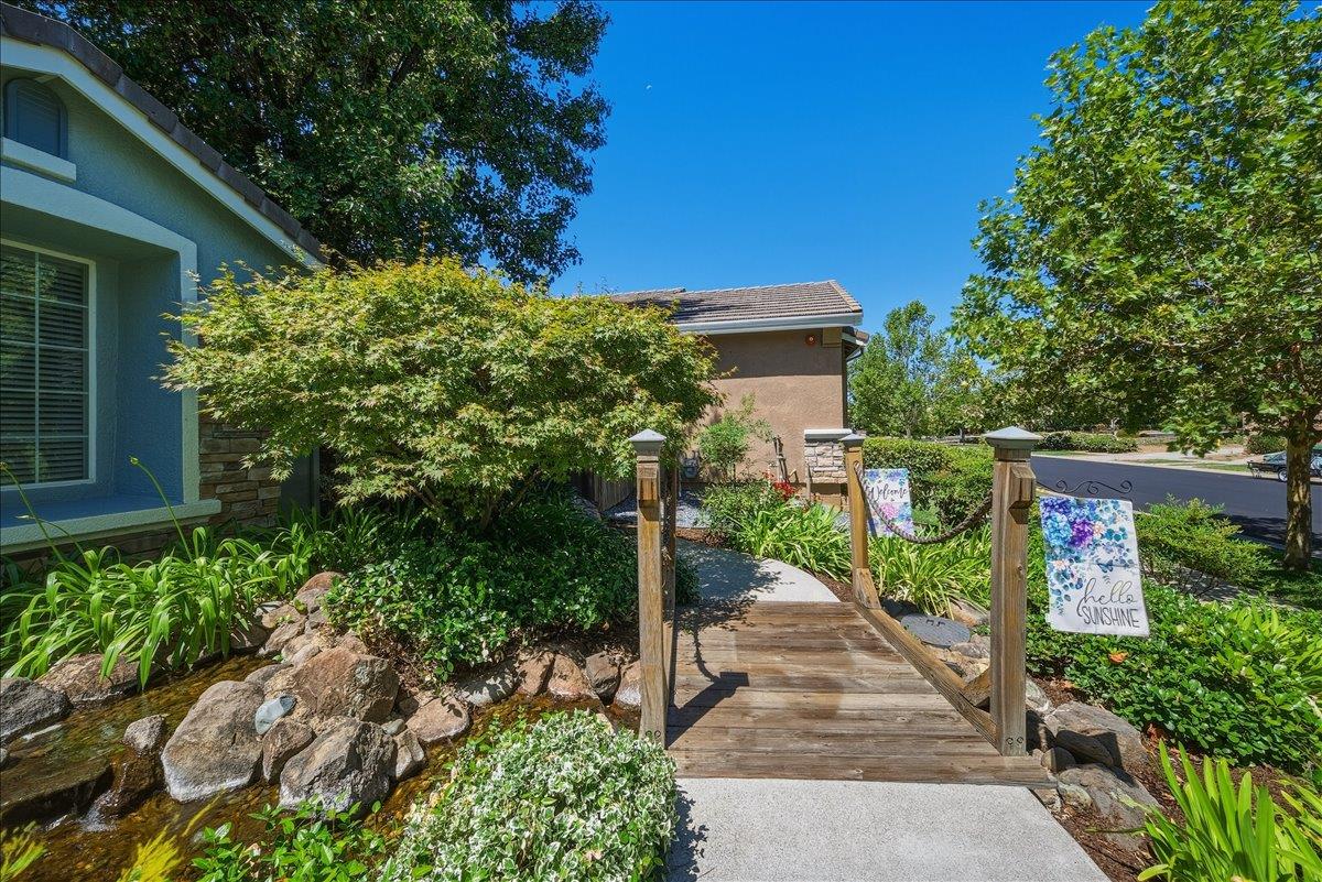 1340 Table Mountain Drive