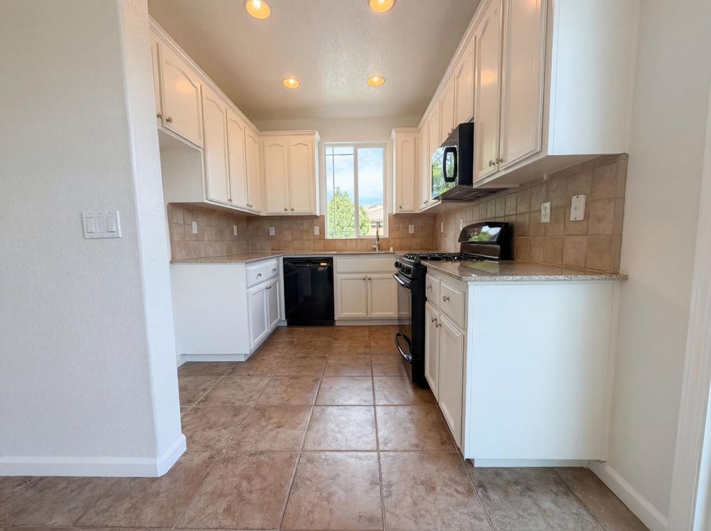 Photo of 400 Caravaggio Circle, Sacramento, CA 95835 (MLS # 226032772)