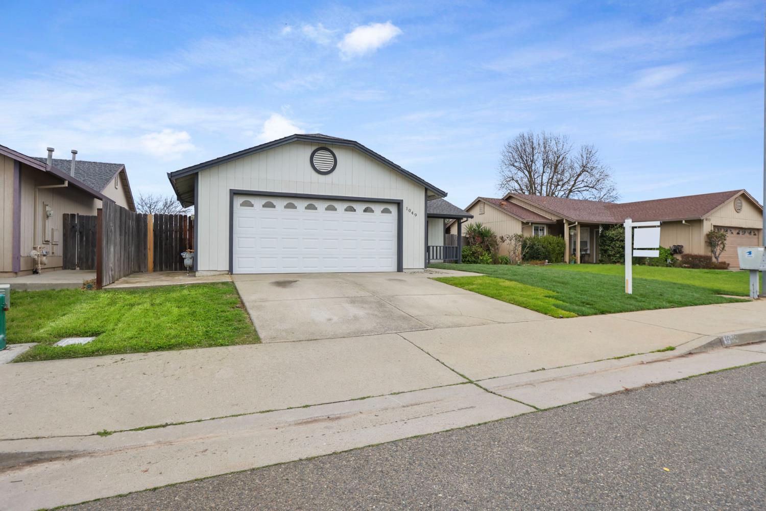 1049 Lake Park Avenue