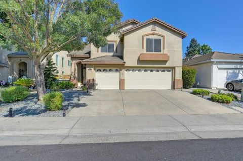 8288 Primoak Way Elk Grove CA 95758