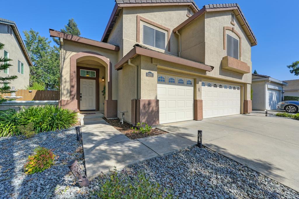 8288 Primoak Way