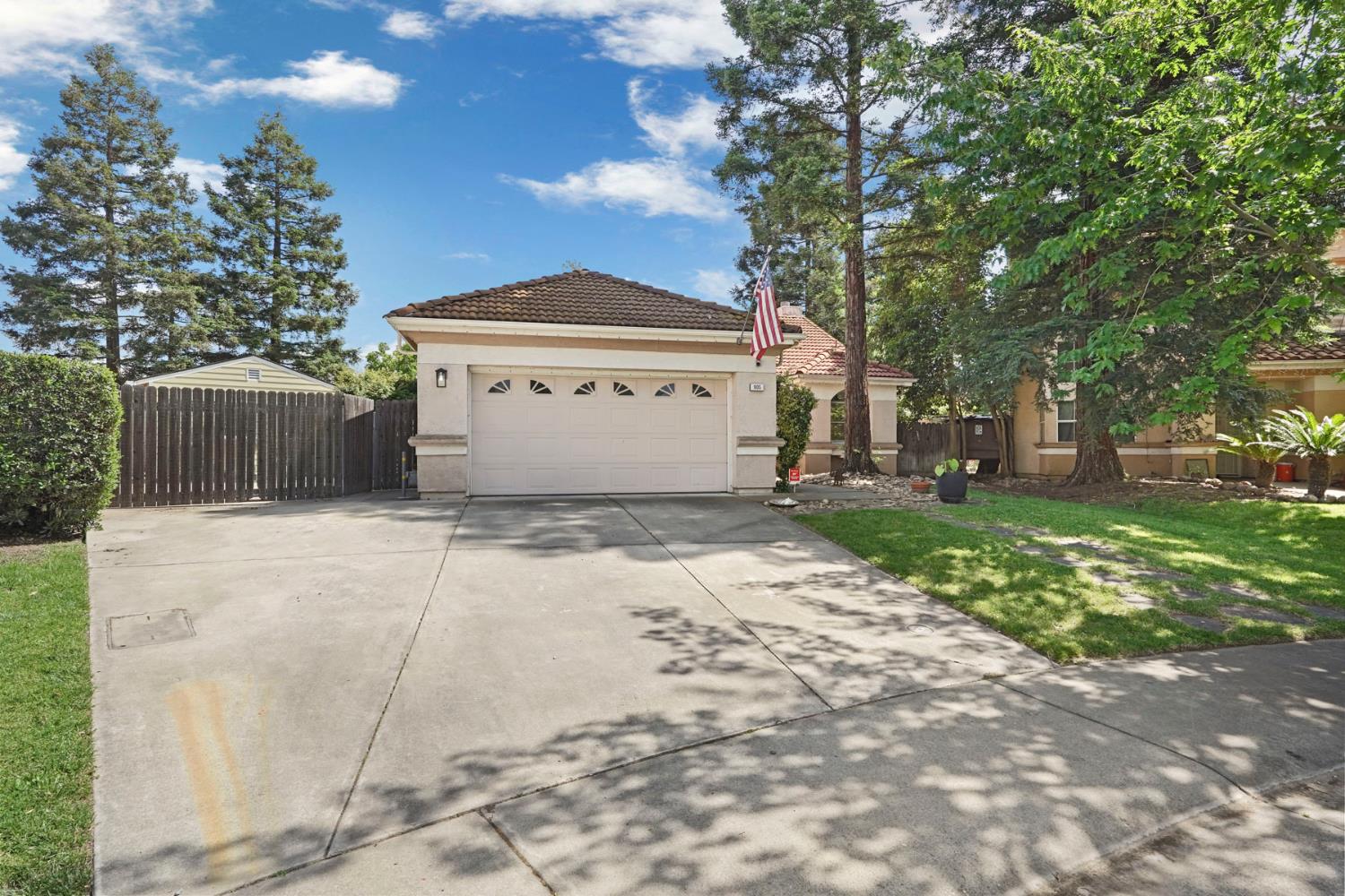 905 Millson Court