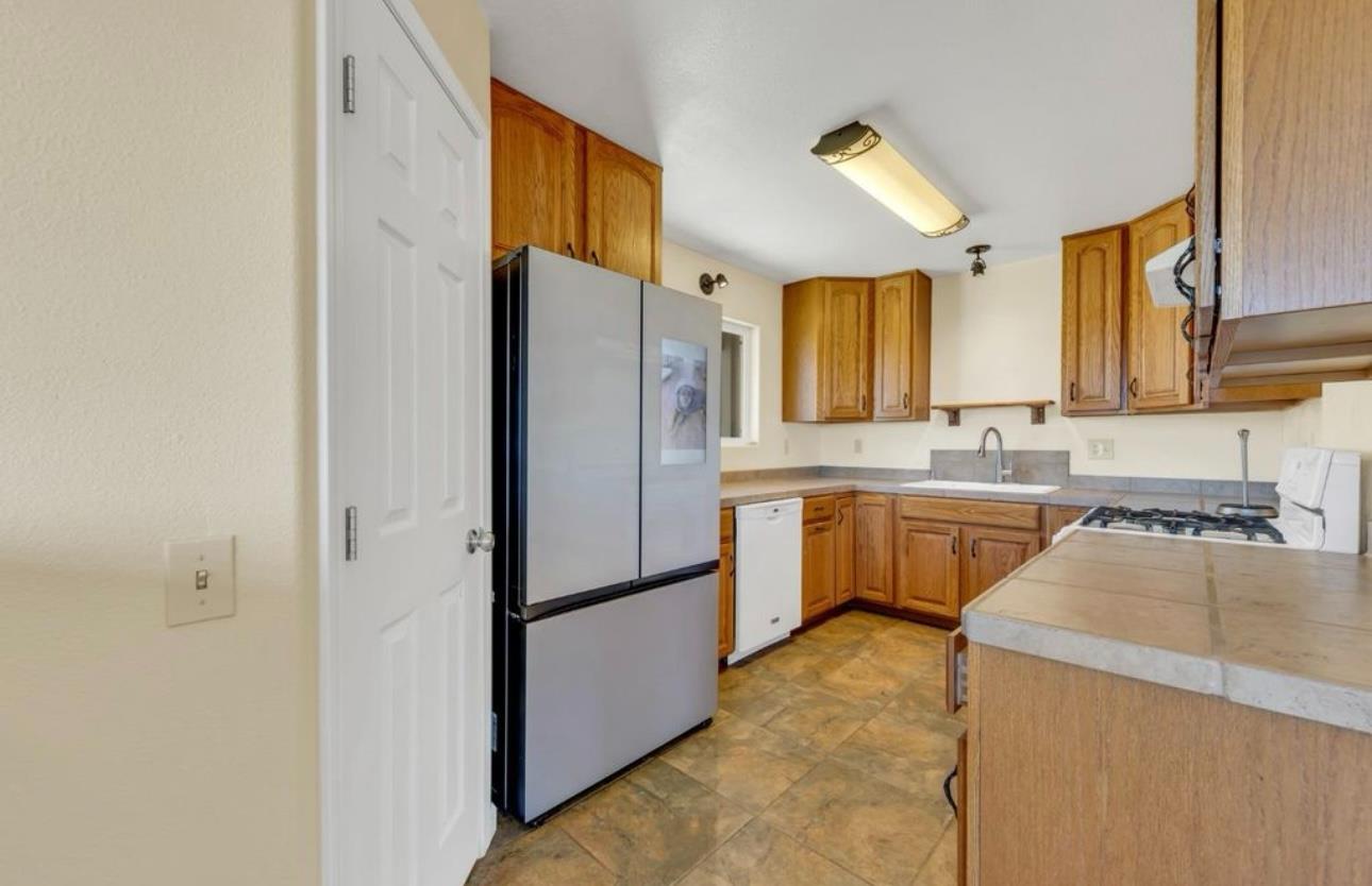 12233 Hilltop Drive