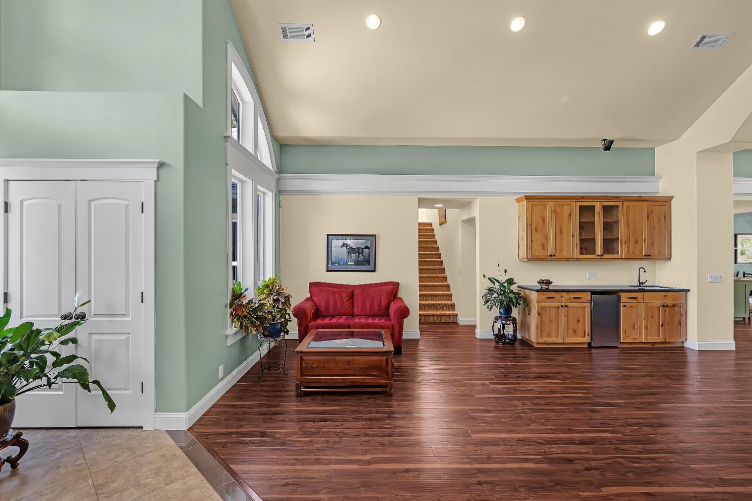 2401 Sanford Drive