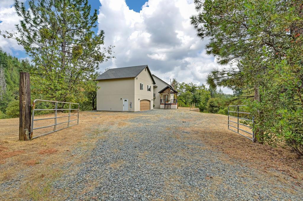 1380 Loka Lane