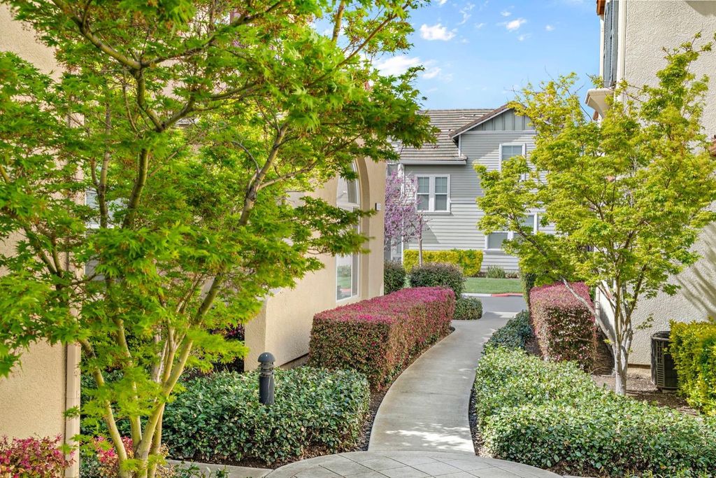 Photo of 8430 Crystal Walk Circle #65, Elk Grove, CA 95758 (MLS # 226031617)