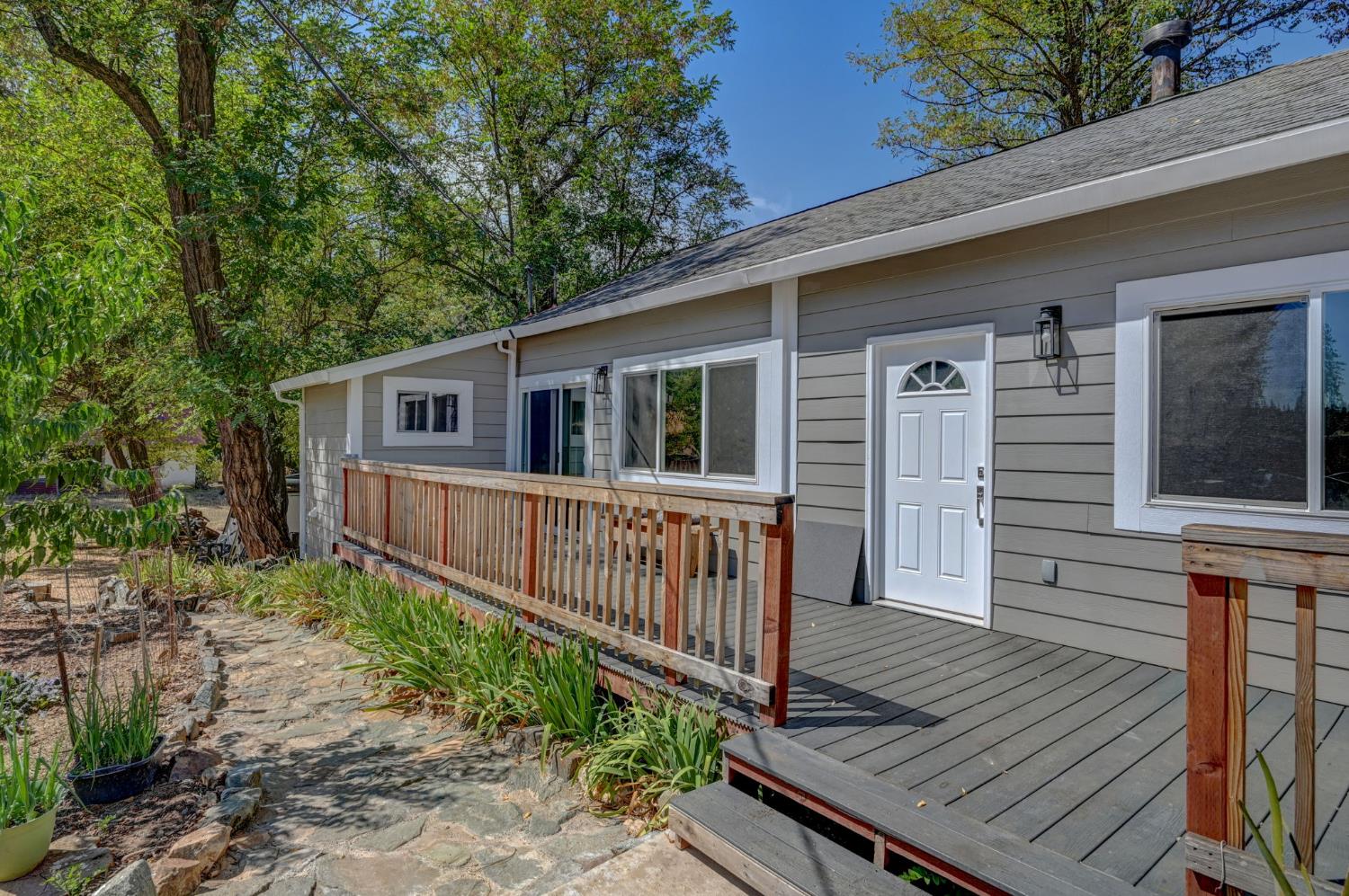 716 Railroad Flat Road