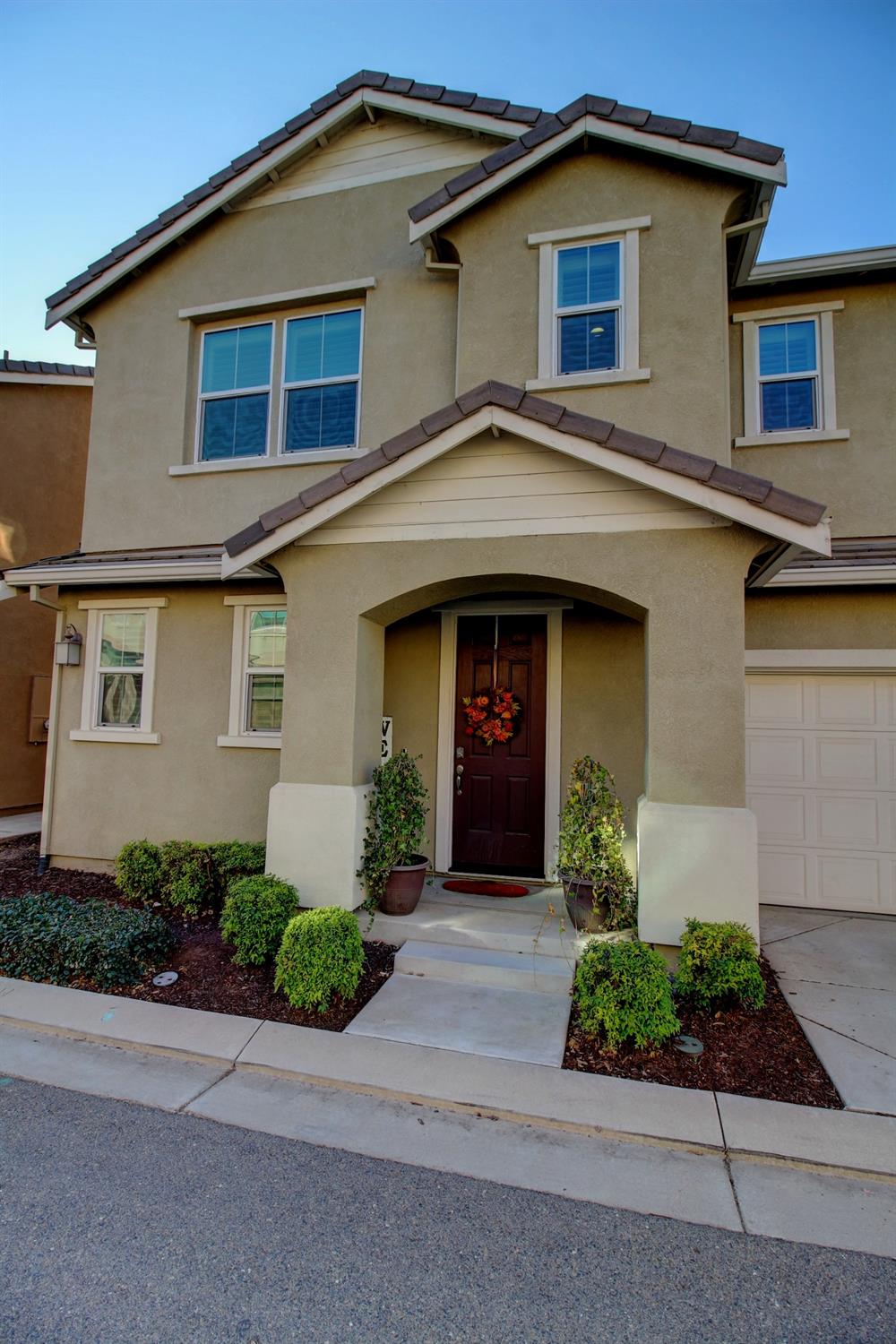 2204 Gallery Drive