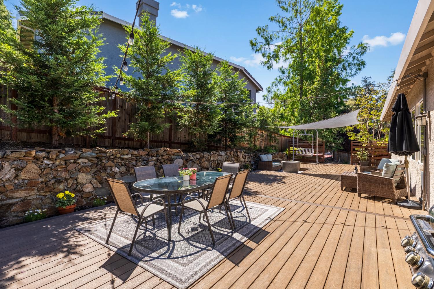 1504 Halifax Way