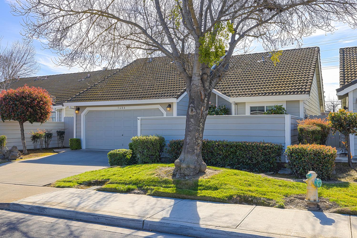 3604 N Veneman Avenue