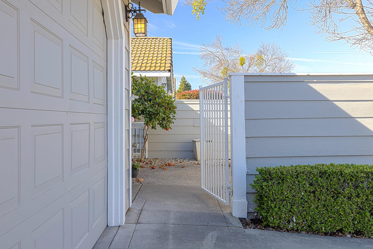 3604 N Veneman Avenue