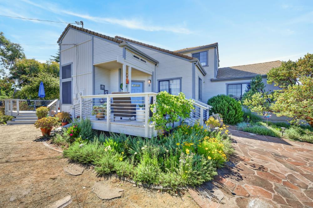 2489 Knollwood Drive