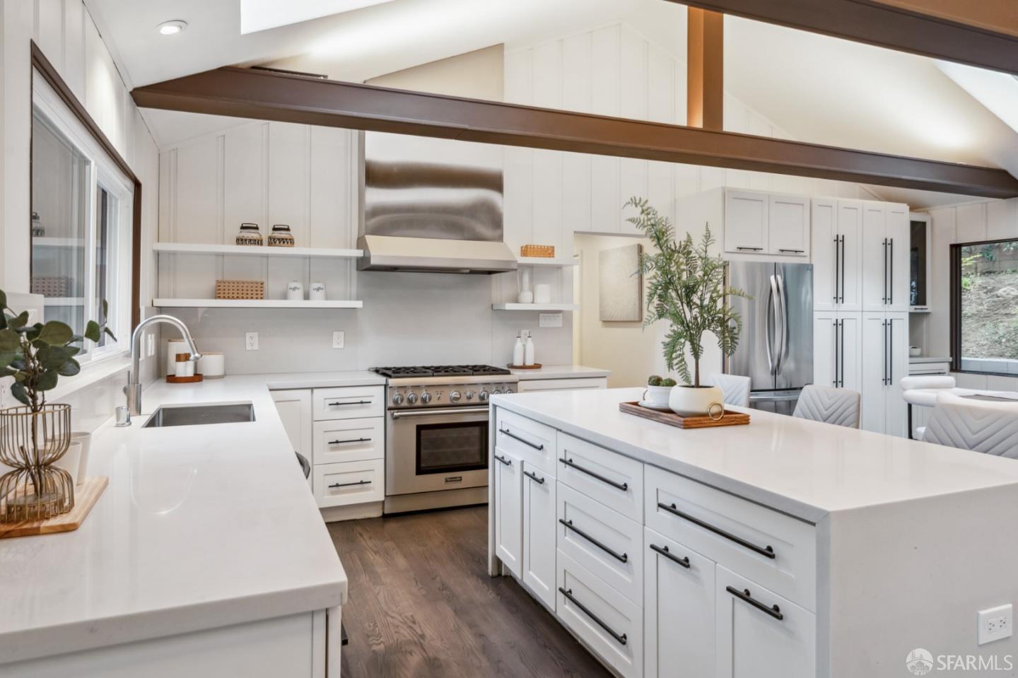 176 Los Trancos Circle