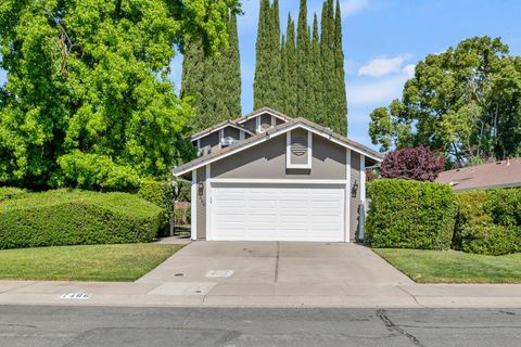 7466 Summerwind Way Sacramento CA 95831