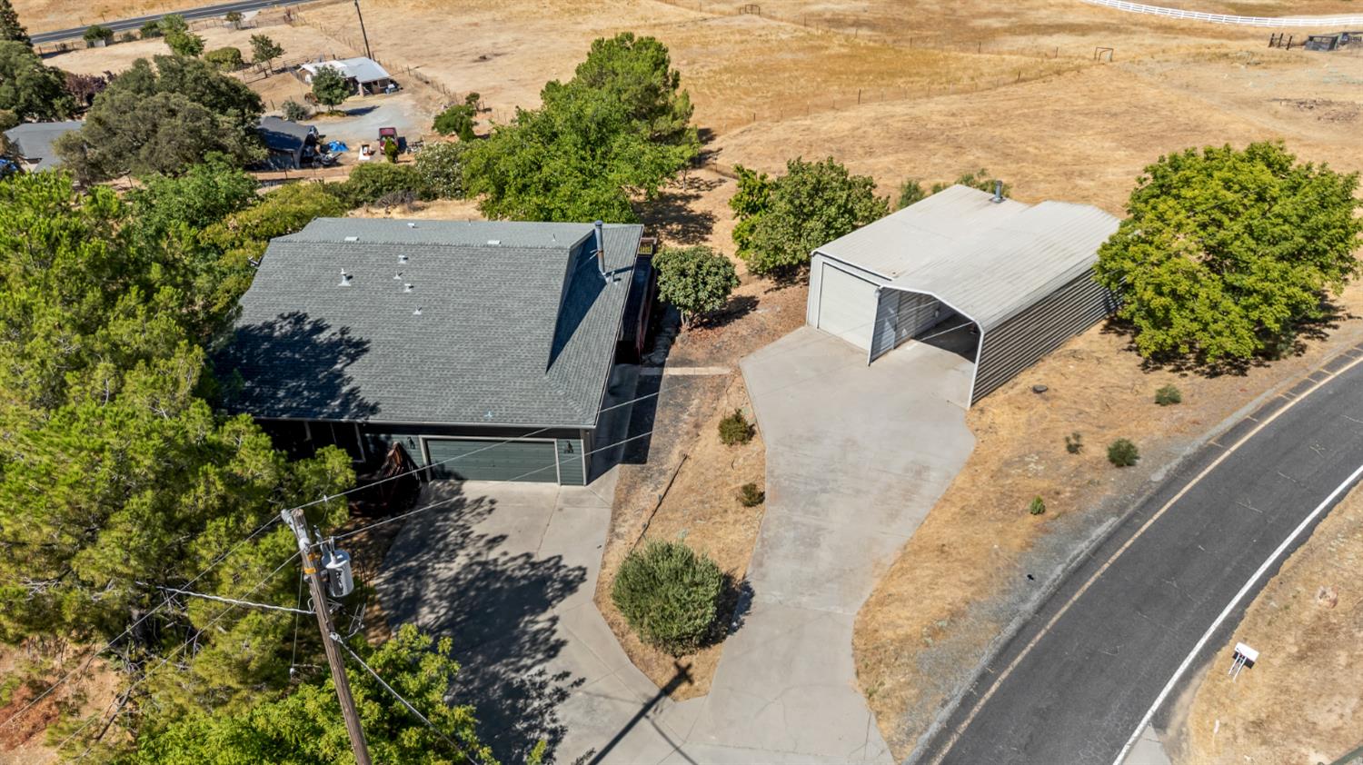 2512 Quail Hill Road