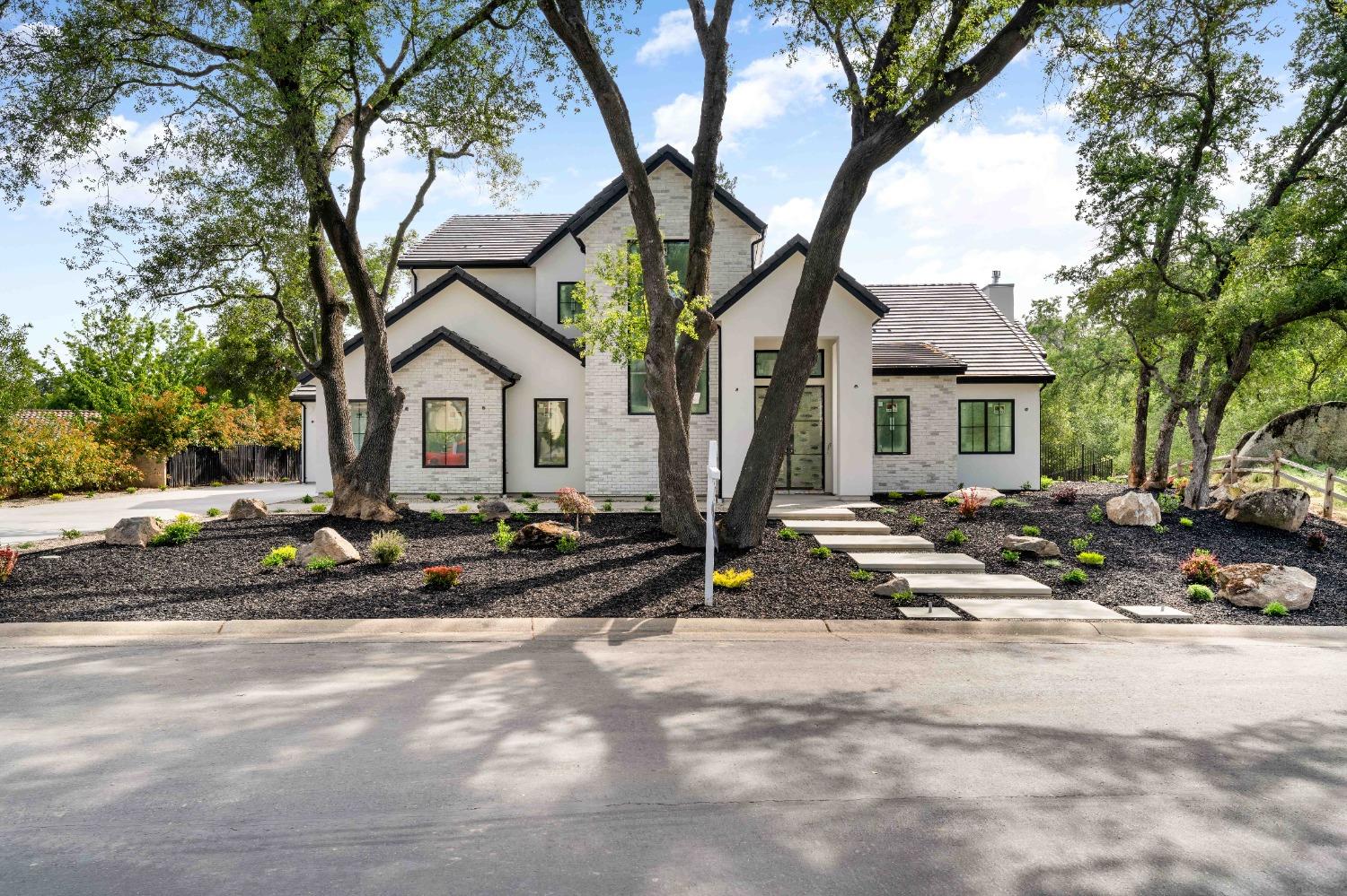 5859 Granite Hills Drive