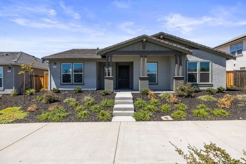 758 W Main Street Winters CA 95694