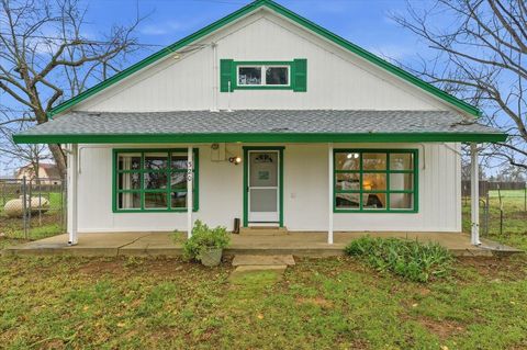 320 W Wise Road Lincoln CA 95648