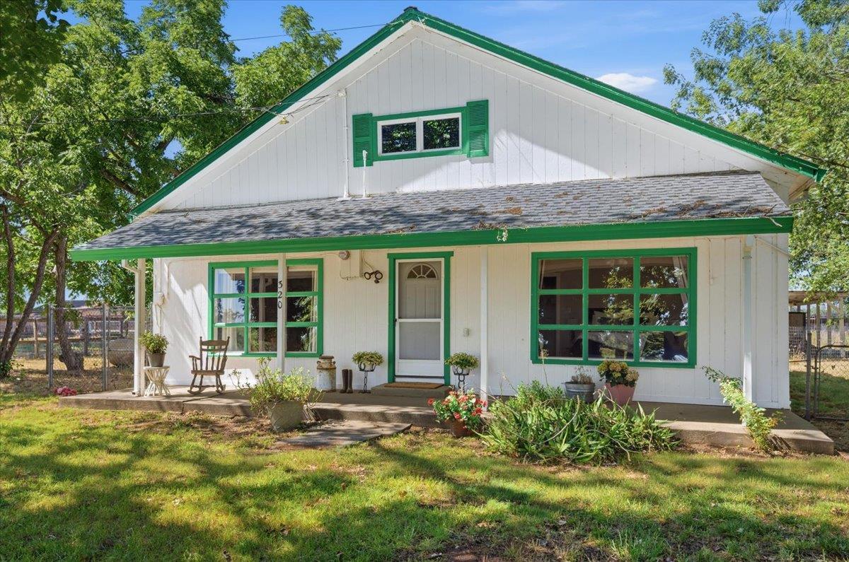 320 W Wise Road