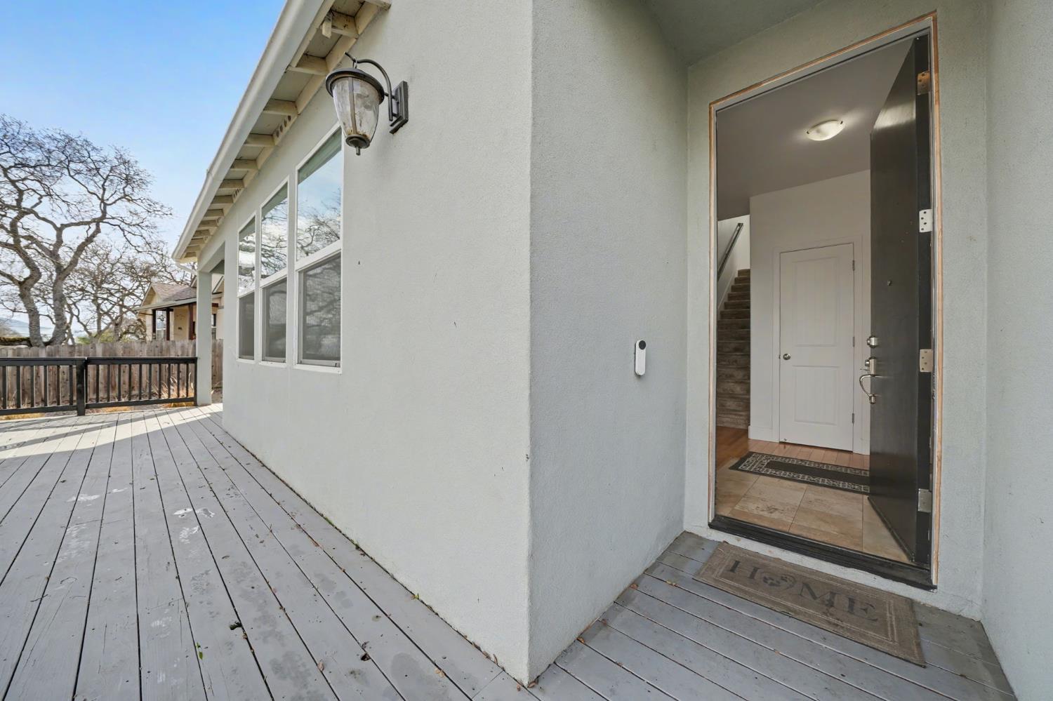 2302 Lake View Circle