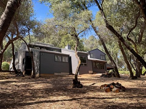 2790 Black Oak Road Auburn CA 95602