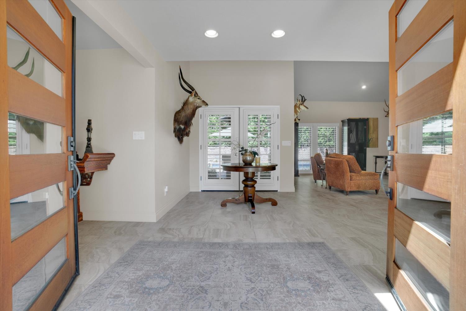 3342 Cove Circle