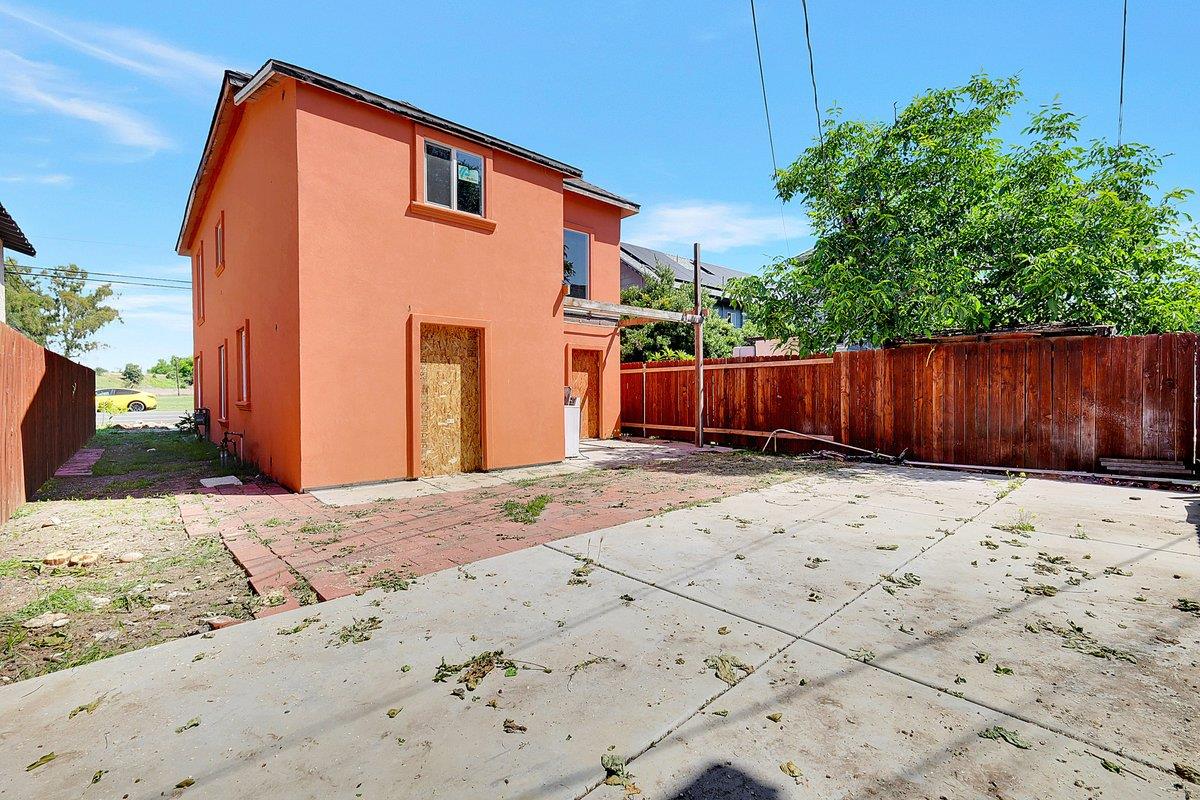 714 14 Street