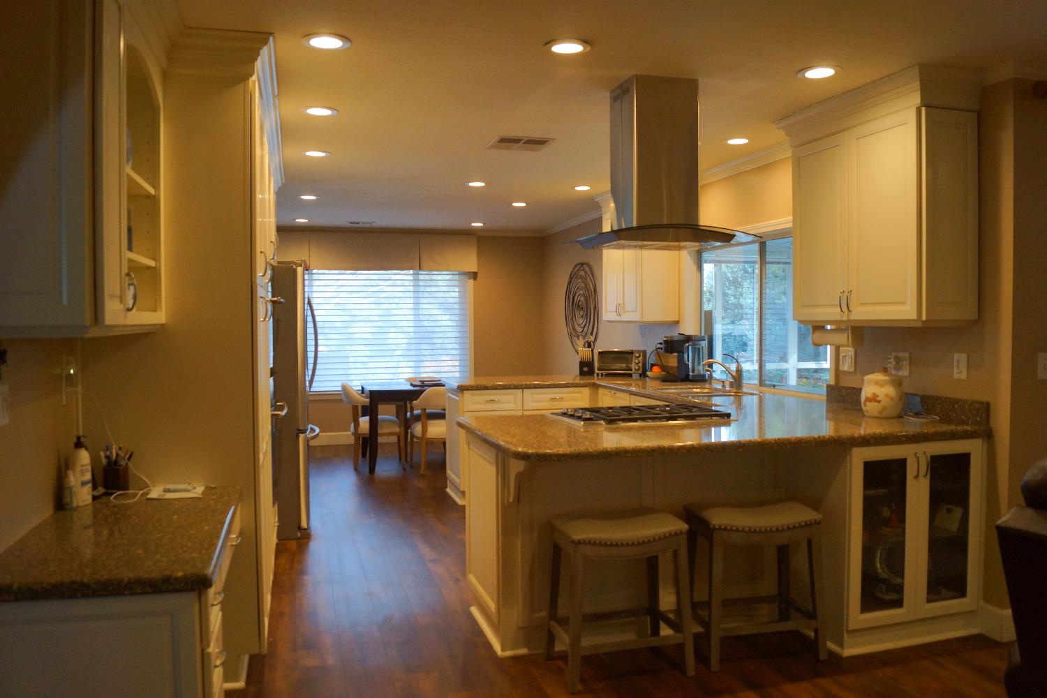 110 Valle Vista Place