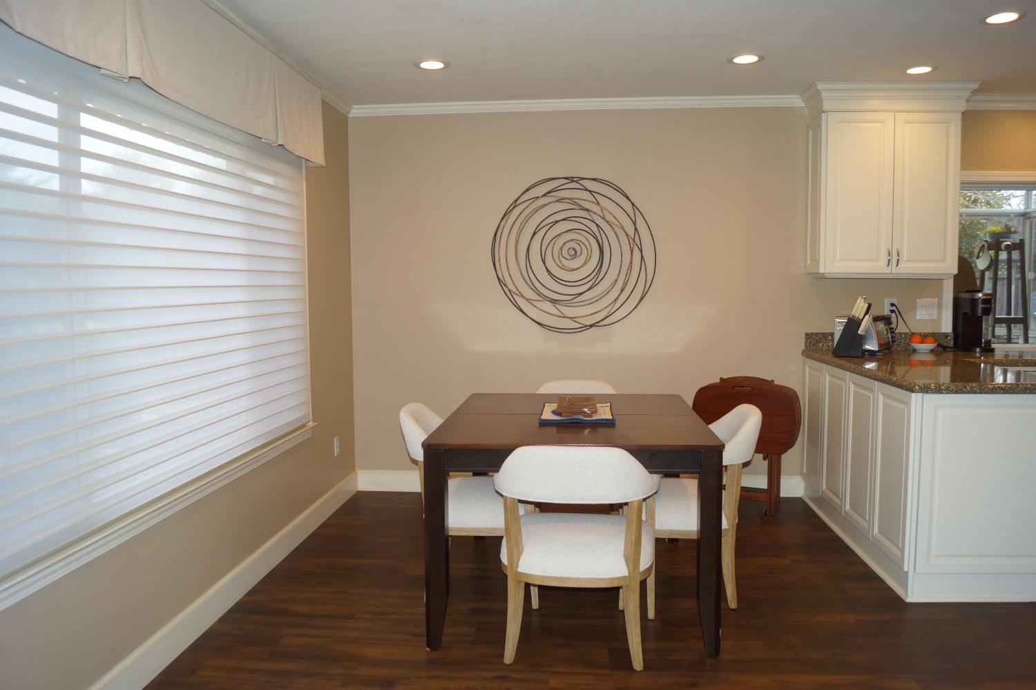 110 Valle Vista Place