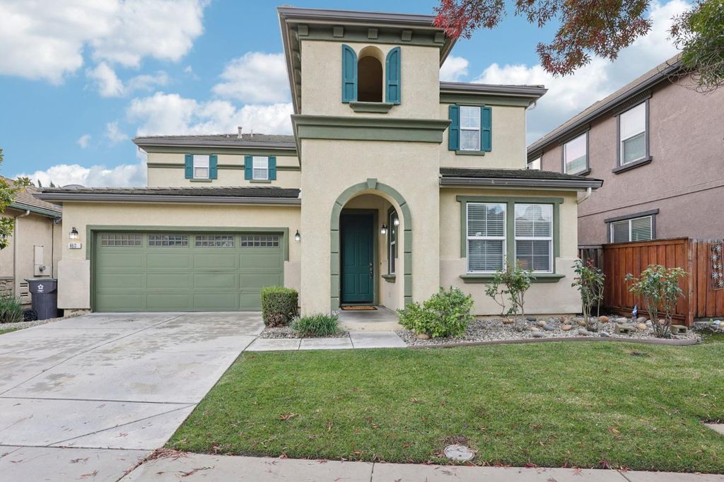 Photo of 660 Bramblewood Avenue, Lathrop, CA 95330 (MLS # 225140946)