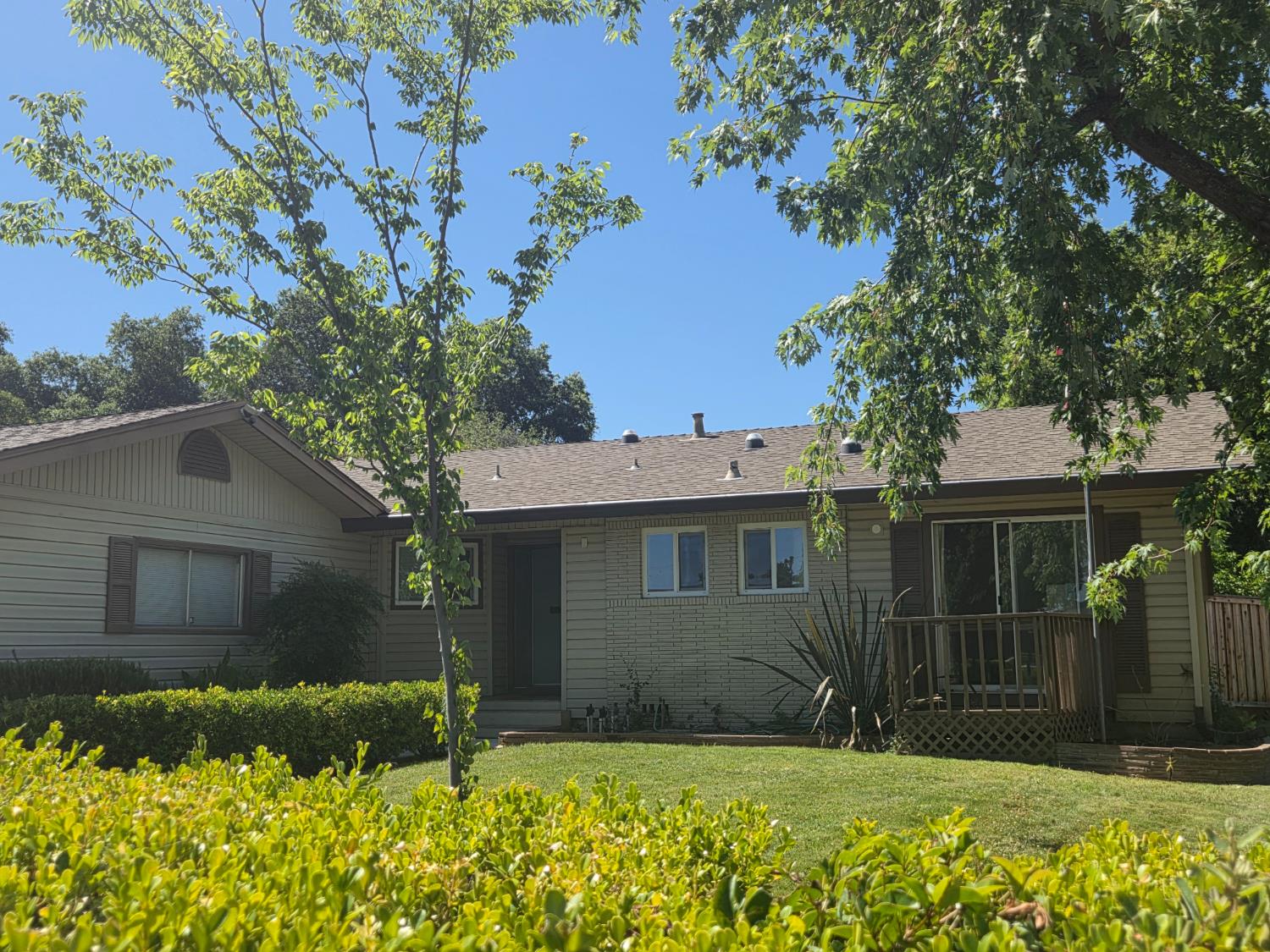 6546 Greencreek Way