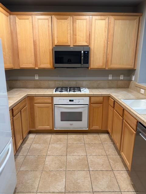 3301 N Park Drive 3913