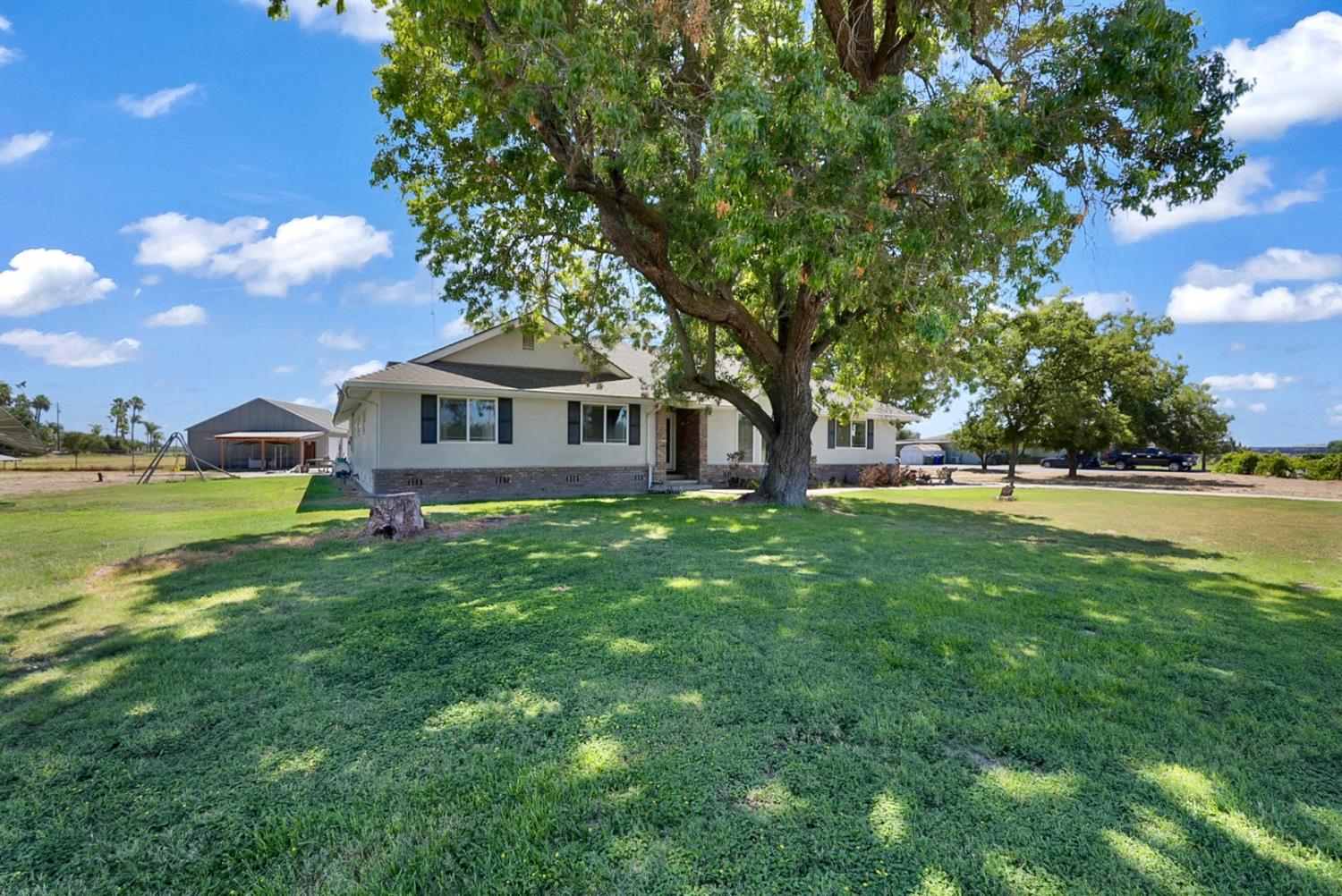 1706 N Washington Road - Photo 4