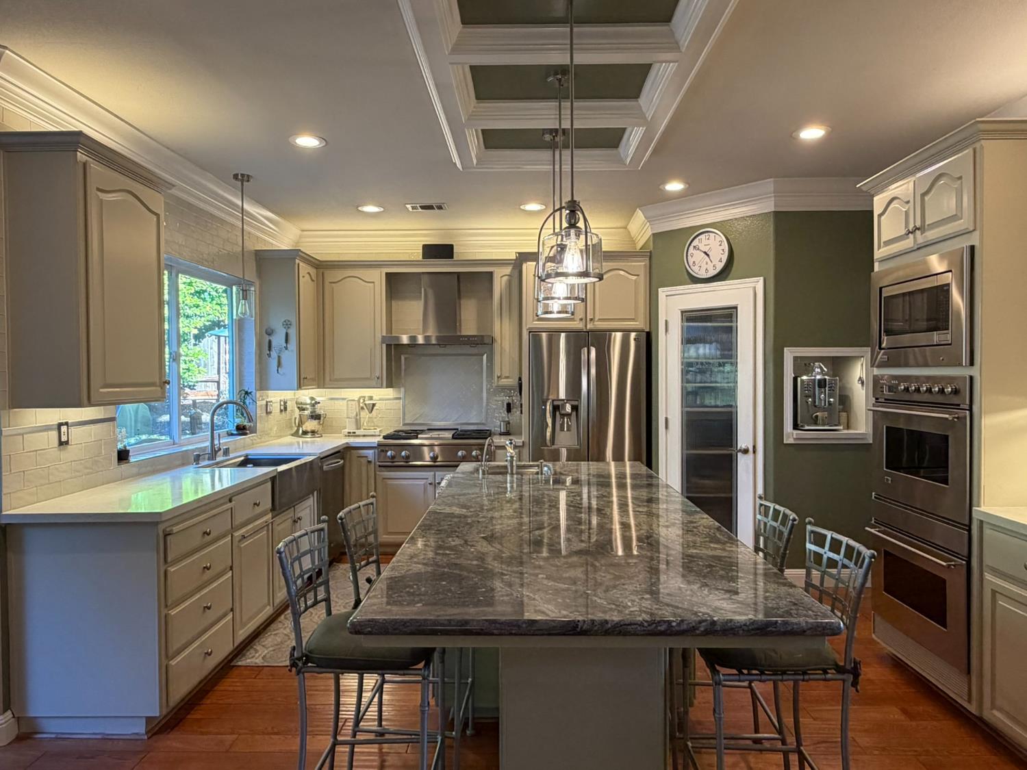 8455 Wood Thrush Way
