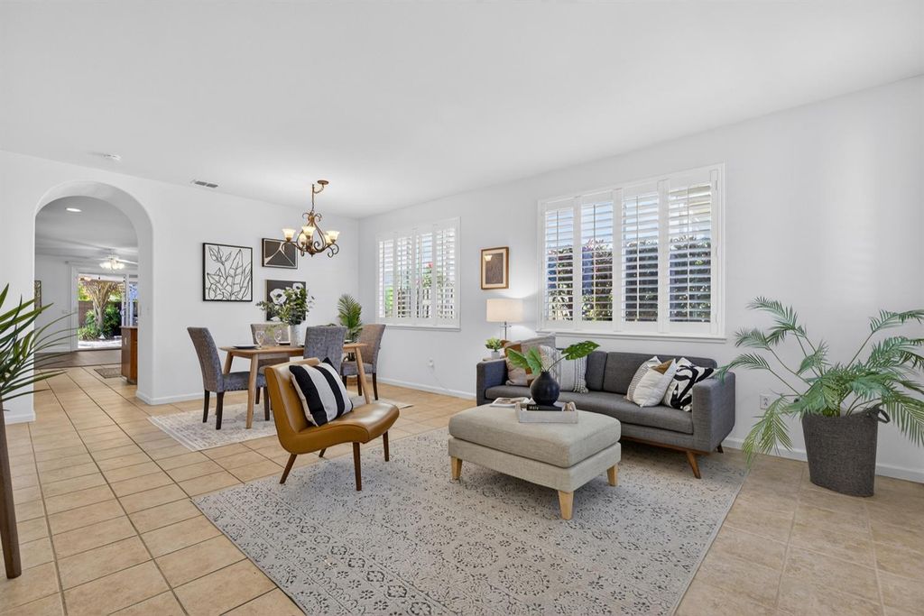 Photo of 3014 Great Egret Way, Sacramento, CA 95834 (MLS # 226033470)