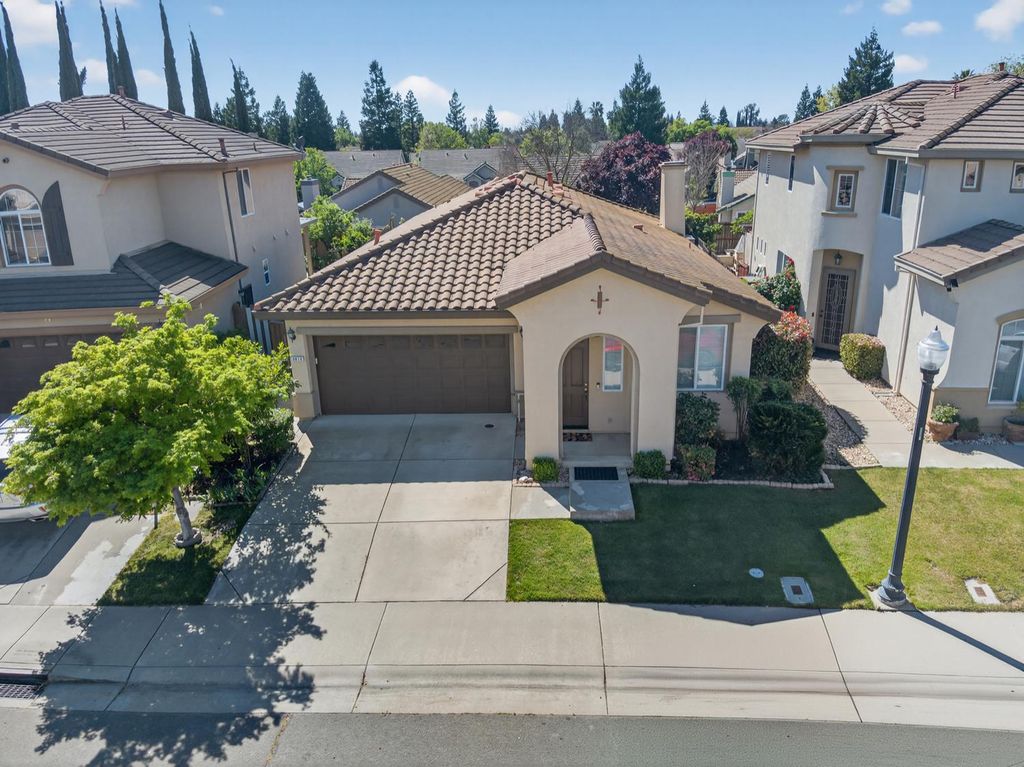 Photo of 3014 Great Egret Way, Sacramento, CA 95834 (MLS # 226033470)