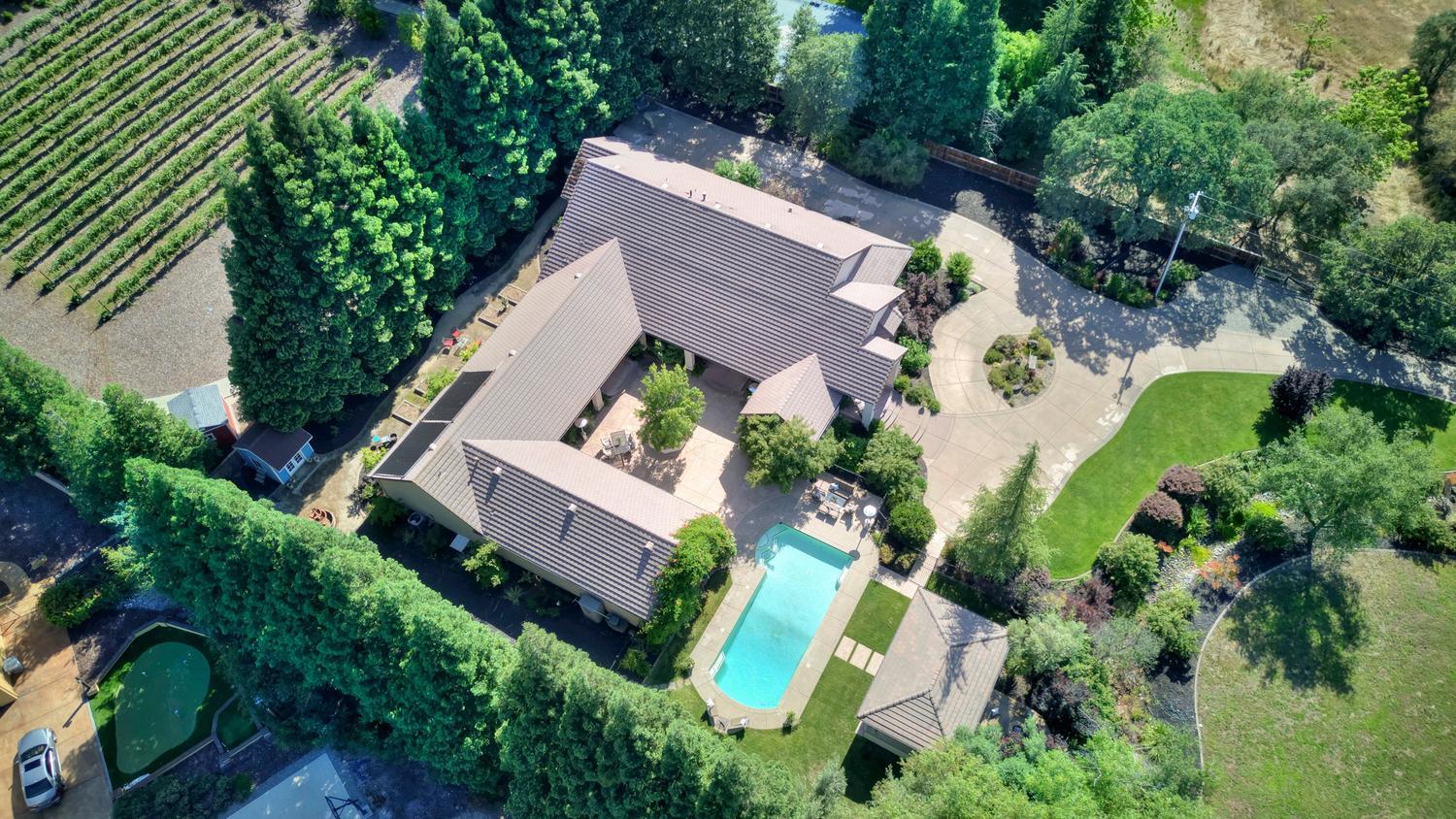 5052 Eureka Road