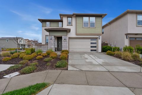MLS: 225031673