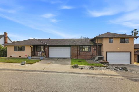 611 Mormon Street Folsom CA 95630