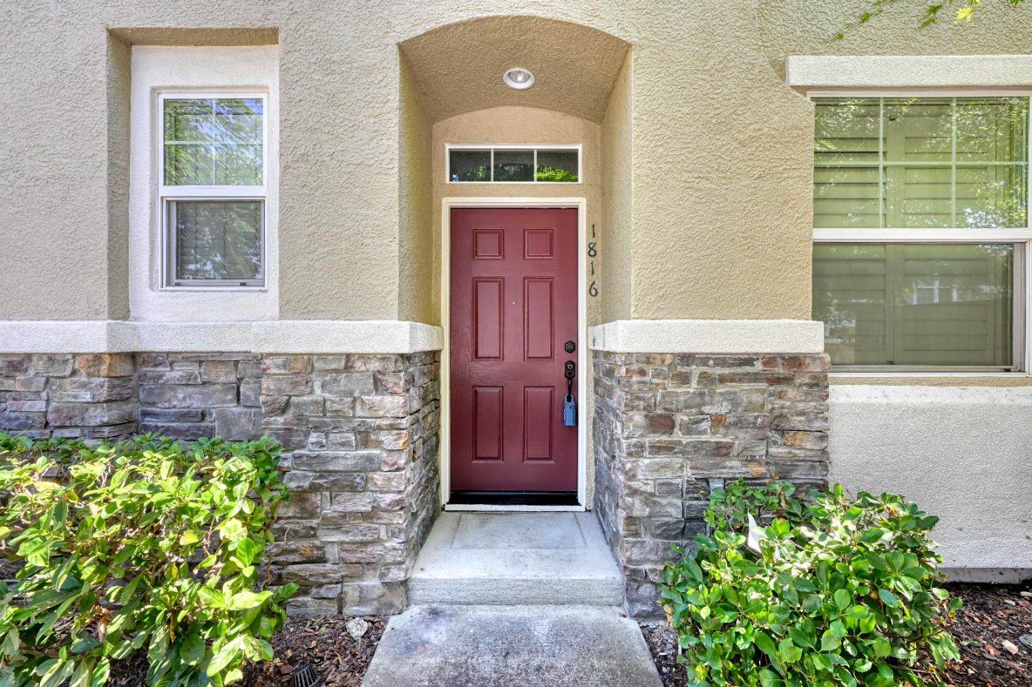 1816 Illinois Way 48
