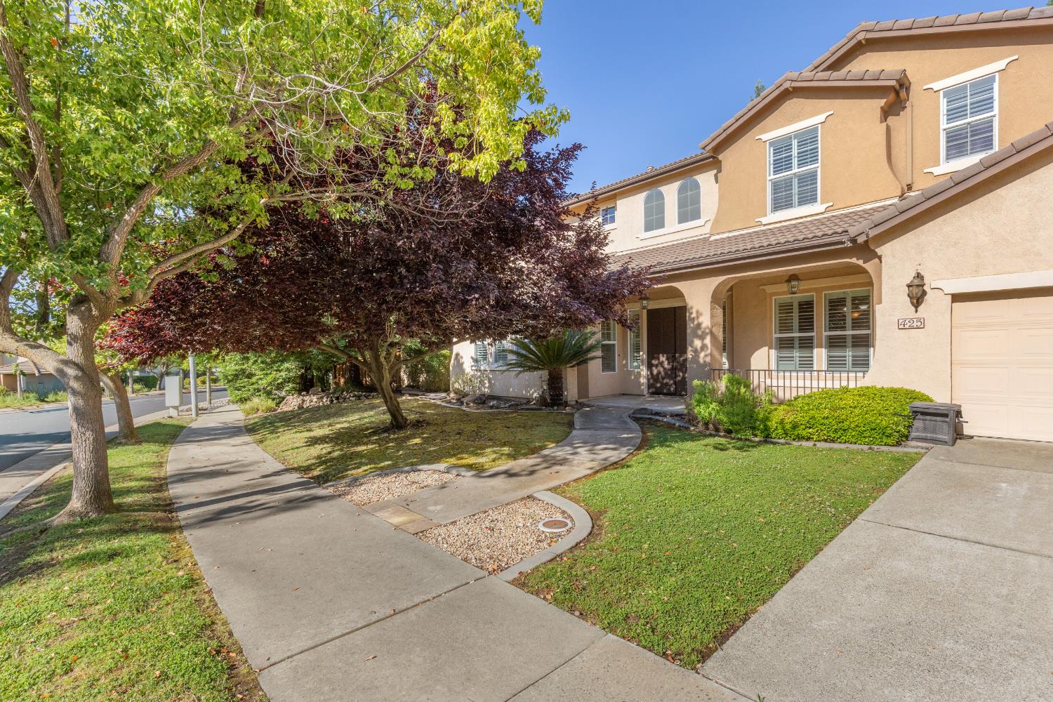 425 Crescent Drive