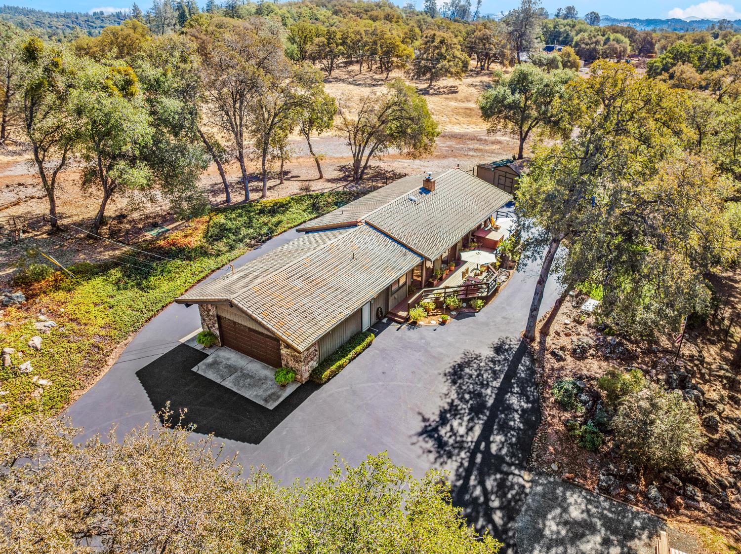 1111 Scenic Pine Drive