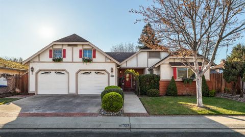 3809 Marigold Lane Modesto CA 95356